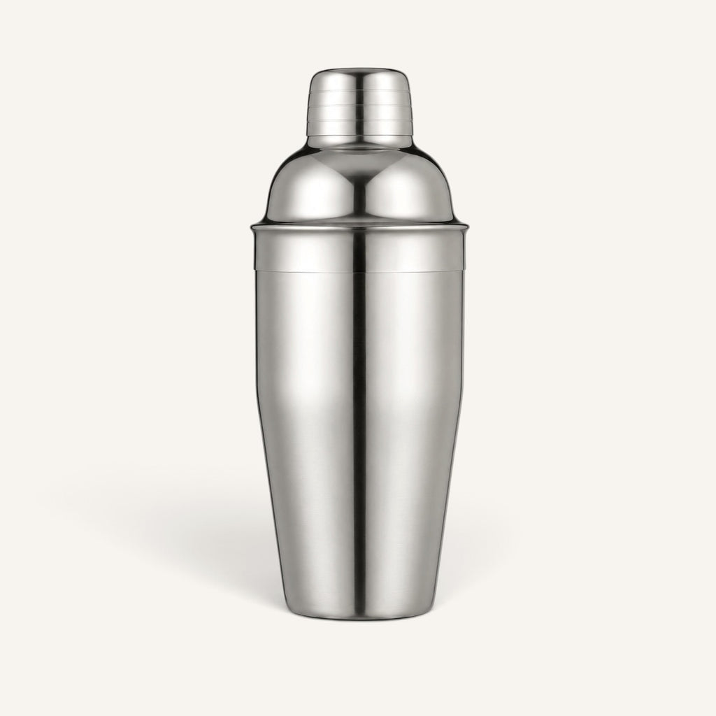 BrewCups paslanmaz çelik kokteyl shaker, parlak metalik yüzeyli, modern ve şık bar ekipmanı