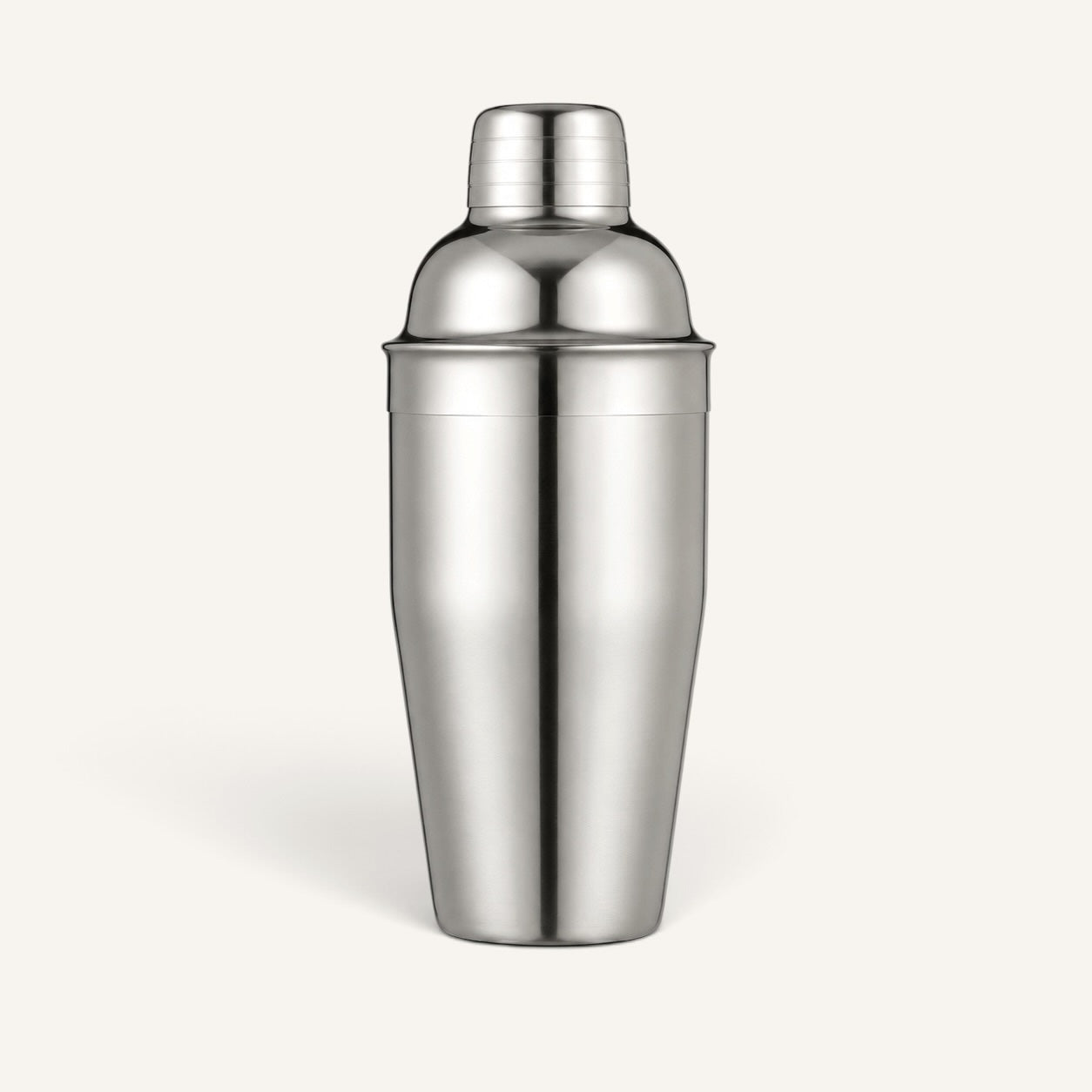 BrewCups paslanmaz çelik kokteyl shaker, parlak metalik yüzeyli, modern ve şık bar ekipmanı